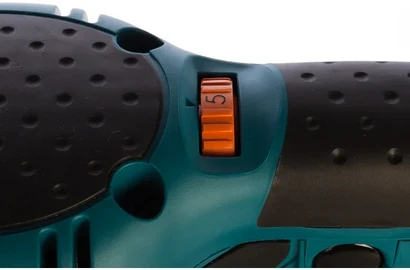 Вибрационная шлифмашина Makita BO3711